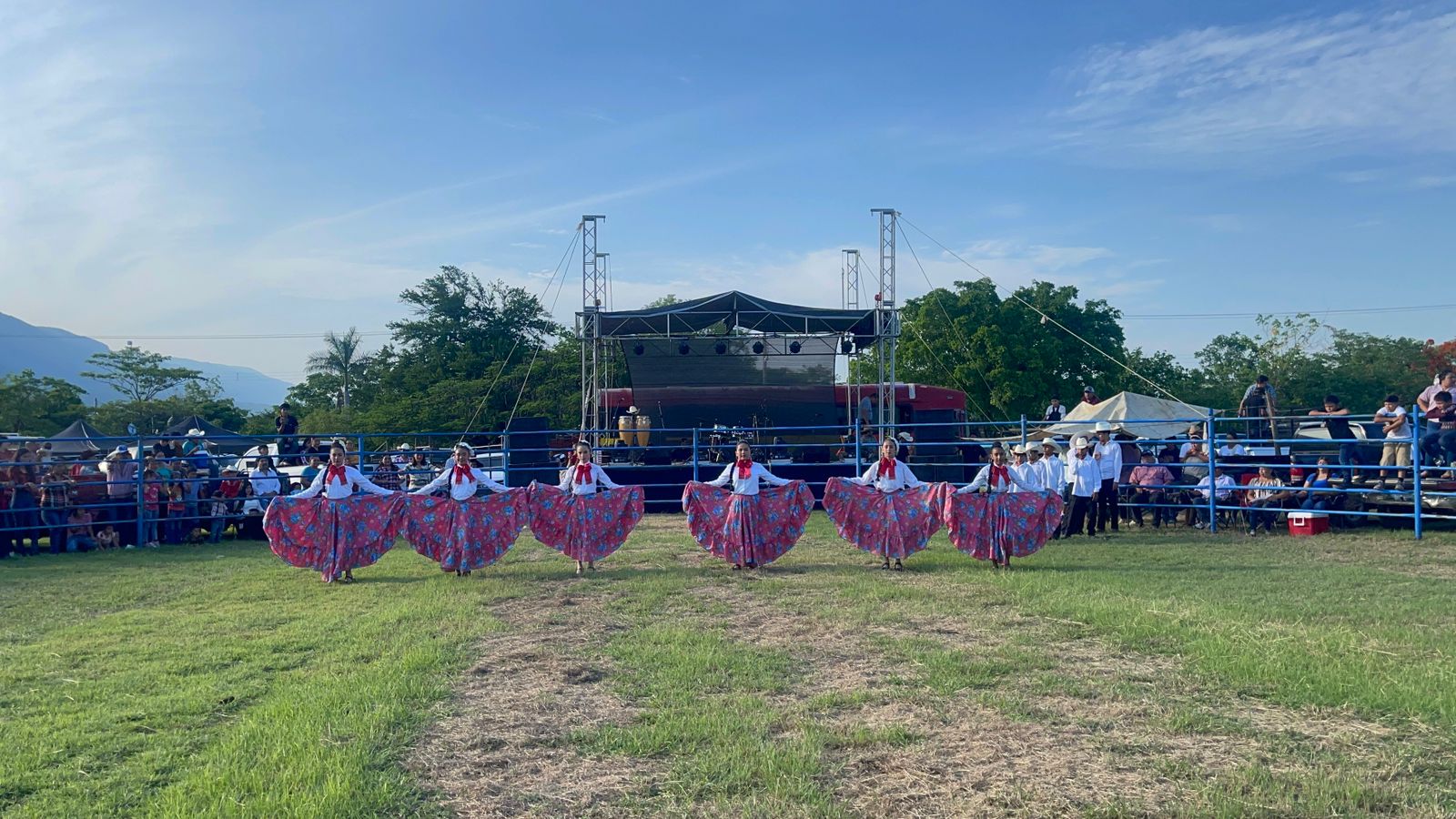 Actividad Cultural Comunitaria: Huella Comunitaria